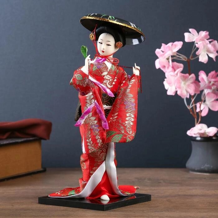 Кукла коллекционная "Японка с цветочной ветвью и в шляпе" от компании Интернет-гипермаркет «MOLL» - фото 1