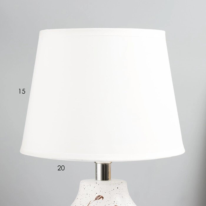 Лампа настольная 16197/1 E14 40Вт белый 20х20х32 см от компании Интернет-гипермаркет «MOLL» - фото 1