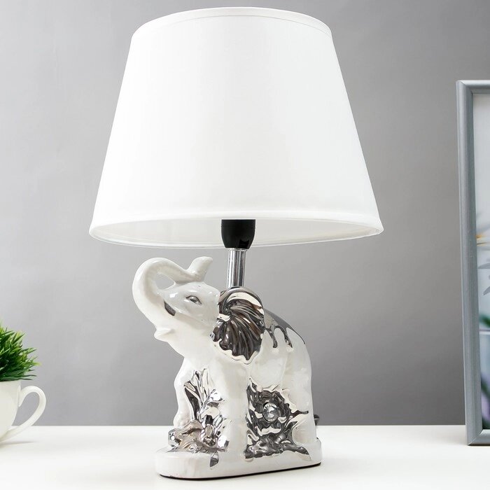 Лампа настольная "Белый слон", 28 см, 220V от компании Интернет-гипермаркет «MOLL» - фото 1