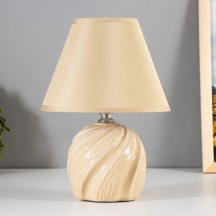 Лампа настольная керамика "Кадди" 1хE14 40Вт бежевый 18х18х27 см. от компании Интернет-гипермаркет «MOLL» - фото 1