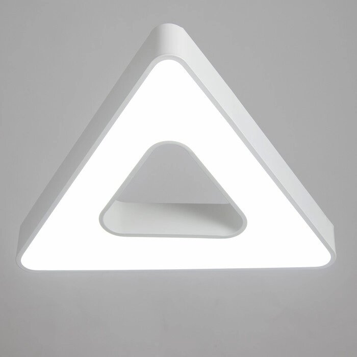 Люстра "Треугольник" LED 36Вт 4000К белый 60х46х70 см от компании Интернет-гипермаркет «MOLL» - фото 1