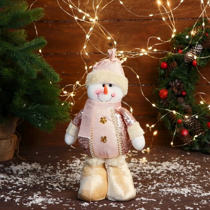 Мягкая игрушка "Снеговик в костюме с цветочками" стоит, 13х27 см, розовый от компании Интернет-гипермаркет «MOLL» - фото 1