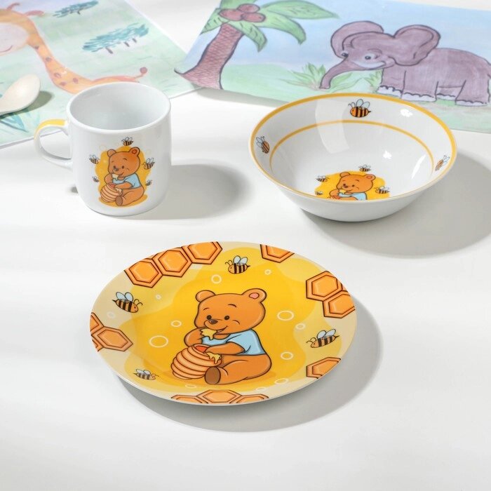 Набор детской посуды Доляна "Медвежонок и мёд", 3 предмета: кружка 230 мл, миска 400 мл, тарелка d=18 см от компании Интернет-гипермаркет «MOLL» - фото 1