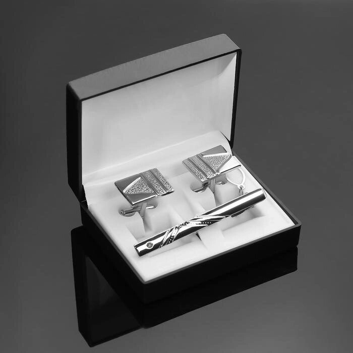 Набор мужской "Запонки + Зажим для галстука" резьба, цвет серебро от компании Интернет-гипермаркет «MOLL» - фото 1