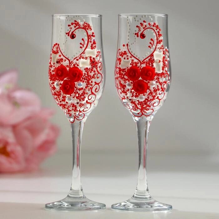 Набор свадебных бокалов "Шик", с розочками, красный от компании Интернет-гипермаркет «MOLL» - фото 1