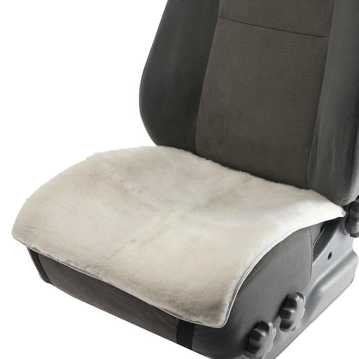Накидка на переднее сиденье, натуральная шерсть, короткий ворс, белый от компании Интернет-гипермаркет «MOLL» - фото 1