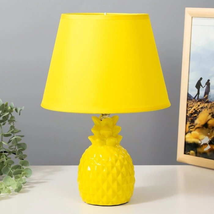 Настольная лампа "Ананас" Е14 40Вт желтый 20х20х32 см от компании Интернет-гипермаркет «MOLL» - фото 1