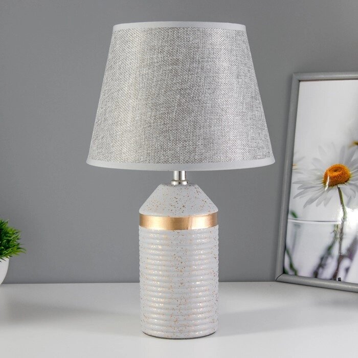 Настольная лампа "Брианна" Е14 40Вт серо-золотой 22х22х36,5 см от компании Интернет-гипермаркет «MOLL» - фото 1