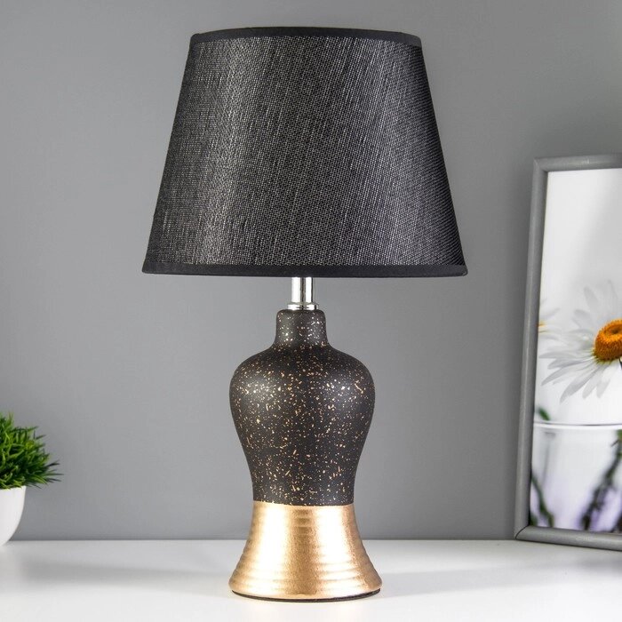 Настольная лампа "Джина" Е14 40Вт черно-золотой 22х22х30 см от компании Интернет-гипермаркет «MOLL» - фото 1