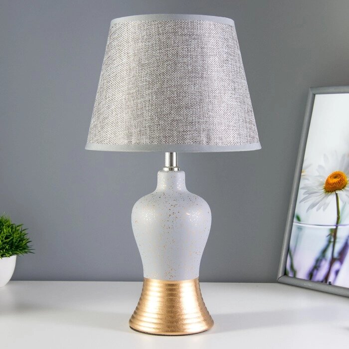 Настольная лампа "Джина" Е14 40Вт серо-золотой 22х22х30 см от компании Интернет-гипермаркет «MOLL» - фото 1