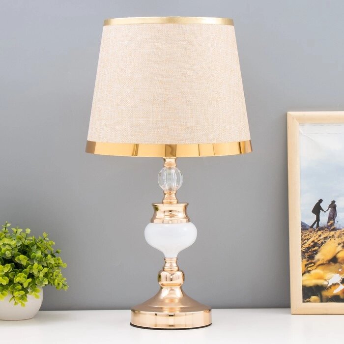 Настольная лампа "Летисия" Е27 40Вт золотой 25х25х47 см от компании Интернет-гипермаркет «MOLL» - фото 1