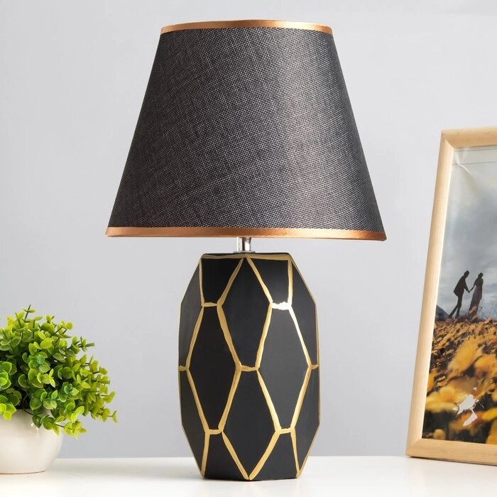 Настольная лампа "Сантано" E14 40Вт черно-золотой 20х25х39 см от компании Интернет-гипермаркет «MOLL» - фото 1
