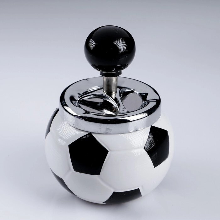 Пепельница бездымная "Мяч футбольный", 11х14 см от компании Интернет-гипермаркет «MOLL» - фото 1