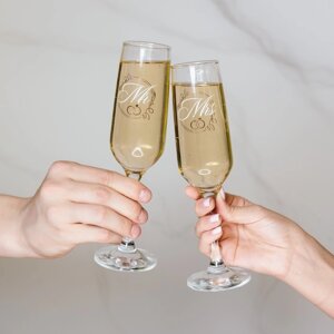 Набор бокалов для шампанского "Мистер и Мисс" 2 штуки