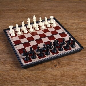 Шахматы "Классические", на магните, (фигуры пластик, доска пластик 24х24см) микс
