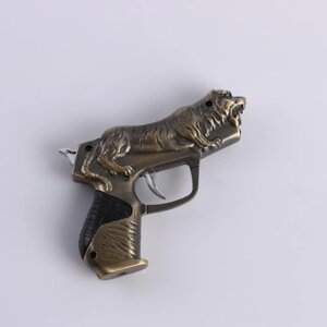 Зажигалка газовая "Пистолет с тигром", 7х10 см