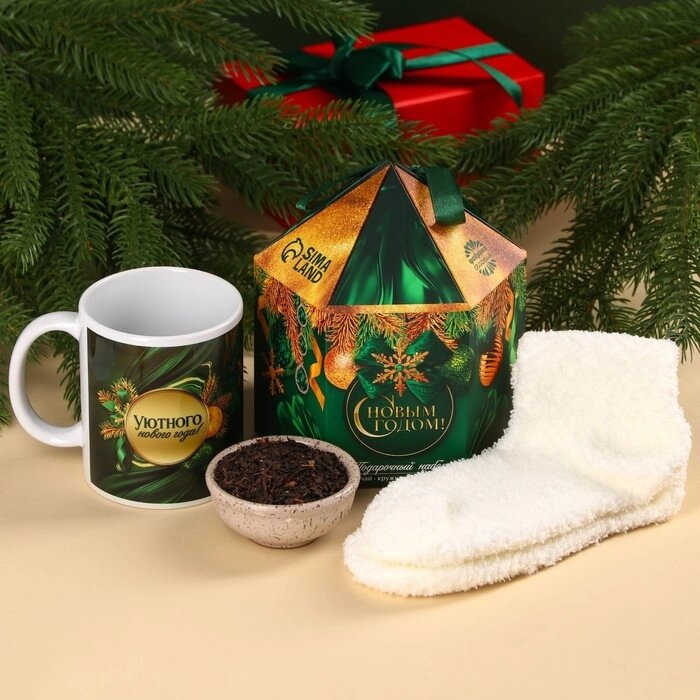 Подарочный набор "С новым годом": чай, кружка, носки от компании Интернет-гипермаркет «MOLL» - фото 1
