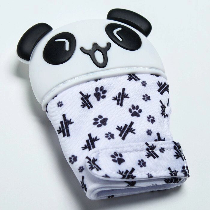 Прорезыватель рукавичка "Панда", на липучке от компании Интернет-гипермаркет «MOLL» - фото 1