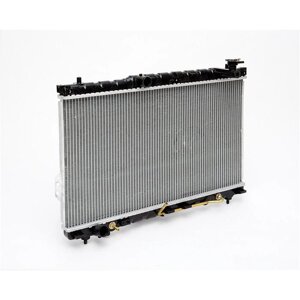 Радиатор охлаждения Santa Fe (00-AT Hyundai 25310-26300, LUZAR LRc HUSf00250
