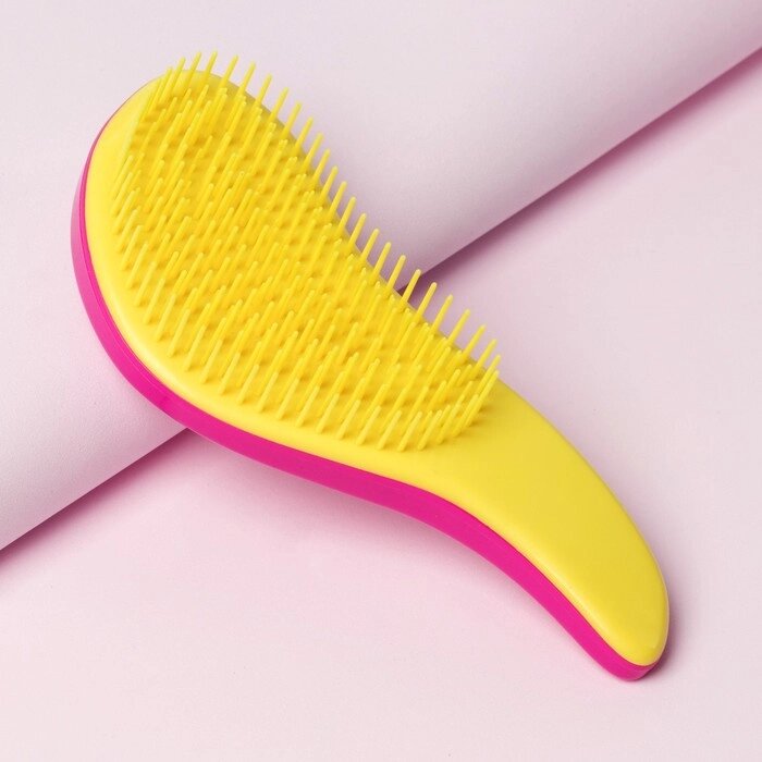 Расчёска массажная, цвет розовый/жёлтый от компании Интернет-гипермаркет «MOLL» - фото 1