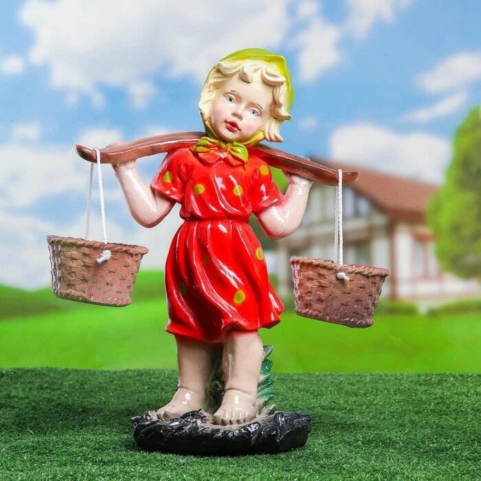 Садовая фигура "Девочка с коромыслом" цветная 27х47х21см МИКС от компании Интернет-гипермаркет «MOLL» - фото 1