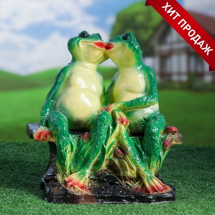 Садовая фигура "Две лягушки на лавочке" 21х29х35см от компании Интернет-гипермаркет «MOLL» - фото 1
