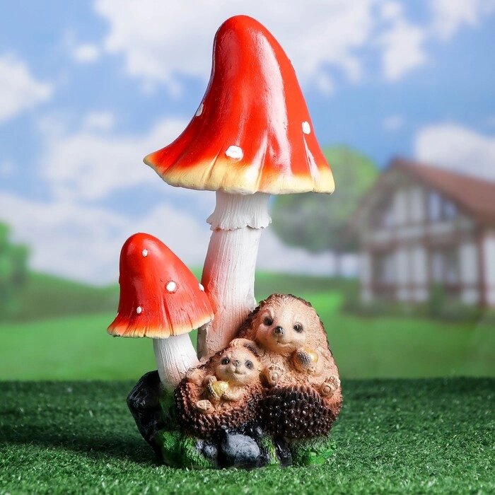 Садовая фигура "Ежи под грибами" 15*16*31 см от компании Интернет-гипермаркет «MOLL» - фото 1