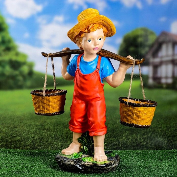 Садовая  фигура "Мальчик с коромыслом" 48х40х19см от компании Интернет-гипермаркет «MOLL» - фото 1