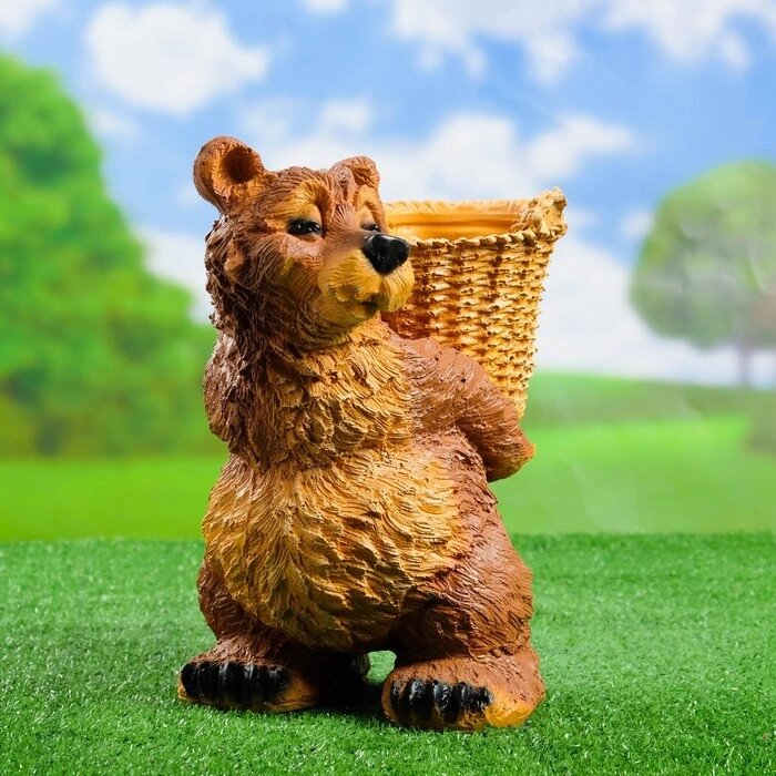 Садовая фигура "Медведь с корзиной" 30*23*30 см от компании Интернет-гипермаркет «MOLL» - фото 1