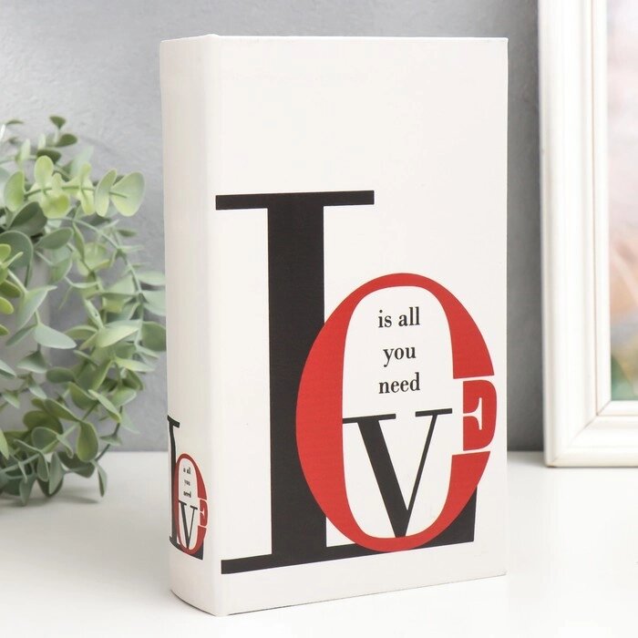 Сейф-книга дерево кожзам "Любовь - это все, что тебе нужно" 21х13х5 см от компании Интернет-гипермаркет «MOLL» - фото 1
