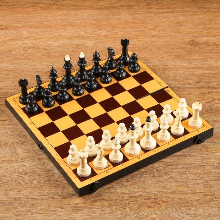 Шахматы "Топ" (доска пластик 30х30 см, фигуры пластик, король h=7,5 см) от компании Интернет-гипермаркет «MOLL» - фото 1