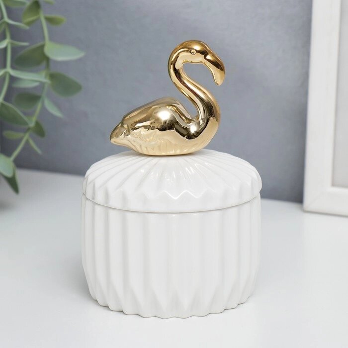 Шкатулка керамика "Золотой фламинго" белый рельеф 12х8,2х8,2 см от компании Интернет-гипермаркет «MOLL» - фото 1