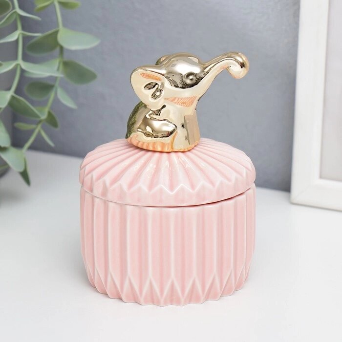 Шкатулка керамика "Золотой слонёнок" розовый рельеф 12х8,2х8,2 см от компании Интернет-гипермаркет «MOLL» - фото 1