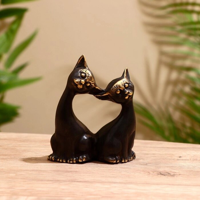 Сувенир бронза "Сладкая парочка кошек" 7,5х3,5х9 см от компании Интернет-гипермаркет «MOLL» - фото 1