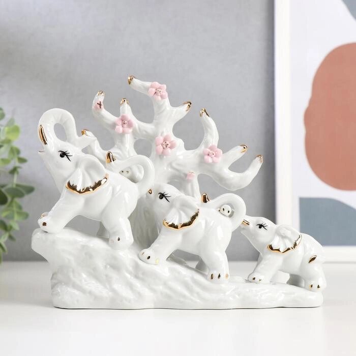 Сувенир керамика "Три слона под деревом" белые 15,5х20х7,5 см от компании Интернет-гипермаркет «MOLL» - фото 1
