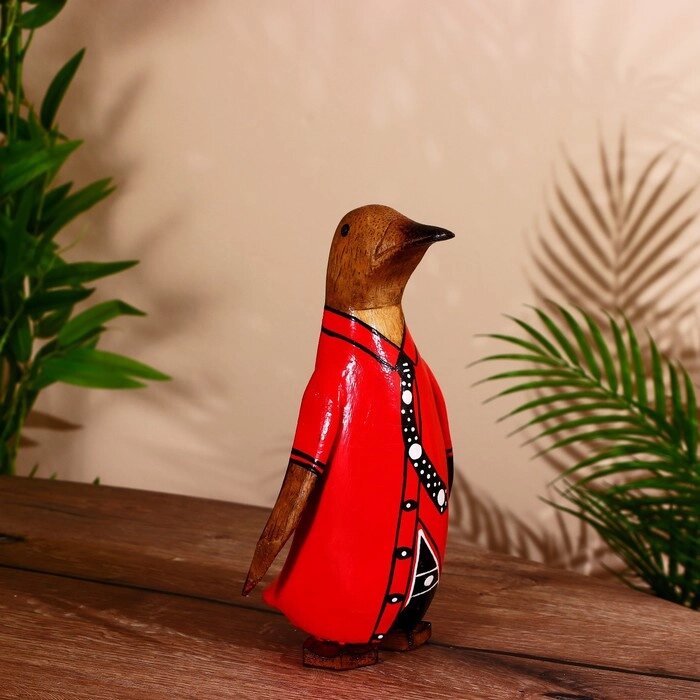 Сувенир "Пингвин в красной рубашке" дерево 25 см от компании Интернет-гипермаркет «MOLL» - фото 1