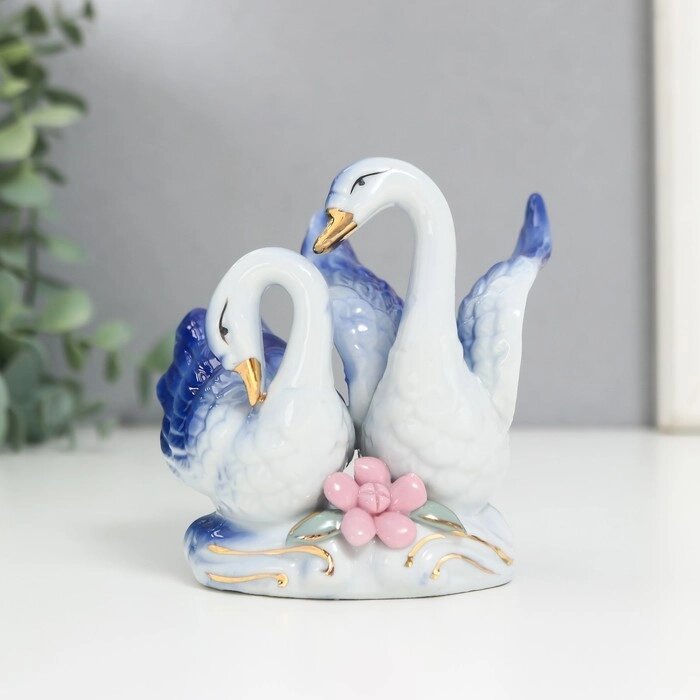 Сувенир под фарфор "2 лебедя с цветком", бело - синие от компании Интернет-гипермаркет «MOLL» - фото 1