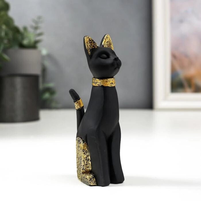 Сувенир полистоун "Чёрная кошка с золотыми ушками и лапками" 12,5х5,5х3,7 см от компании Интернет-гипермаркет «MOLL» - фото 1