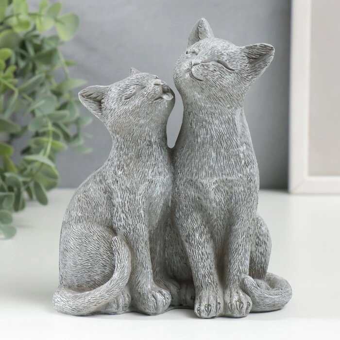 Сувенир полистоун "Кот и кошка - умывание" серый 15х8х13 см от компании Интернет-гипермаркет «MOLL» - фото 1