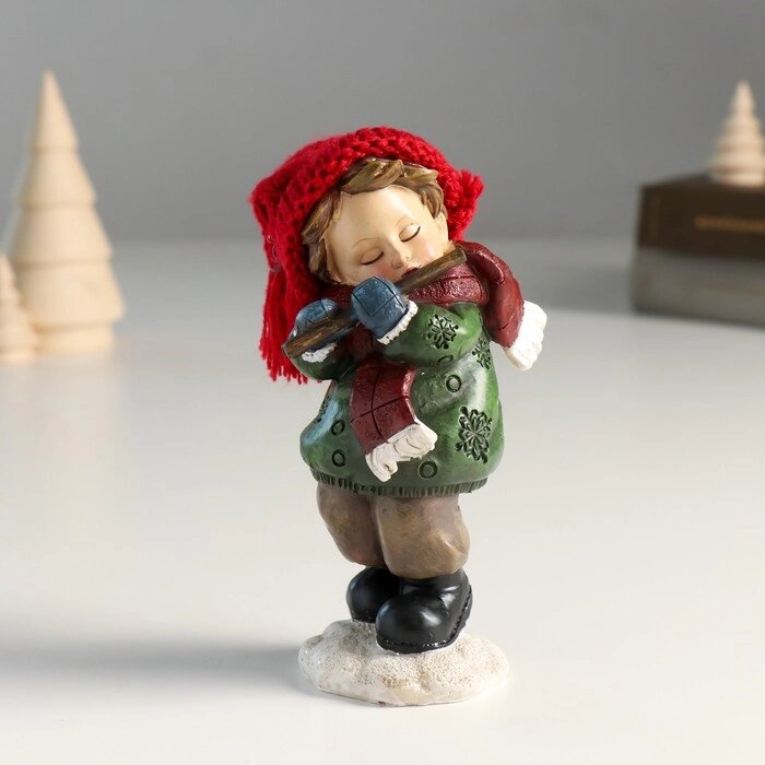 Сувенир полистоун "Малыш в зимней одежде, играет на флейте" красно-зелёный 6х6,5х13 см от компании Интернет-гипермаркет «MOLL» - фото 1