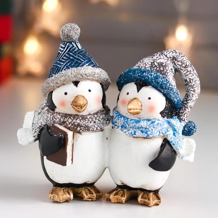 Сувенир полистоун "Пингвины в новогодних колпаках" 14,5х8,5х15 см от компании Интернет-гипермаркет «MOLL» - фото 1