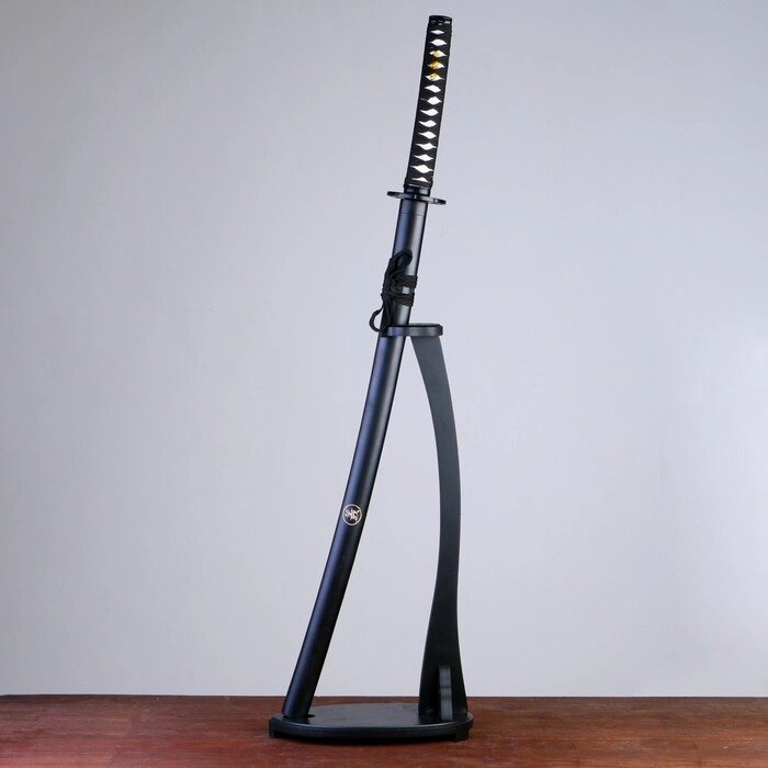 Сувенирное оружие "Катана на подставке", чёрные ножны с иероглифами, 104см от компании Интернет-гипермаркет «MOLL» - фото 1