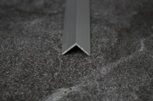 Уголок алюминиевый 15х15 серебро 3,0м