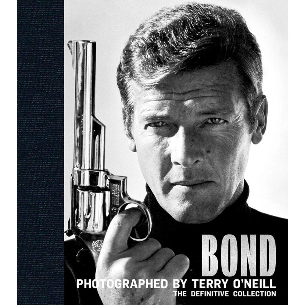 Книга на английском языке "Bond. Photographed by Terry O`Neill. The Definitive Collection", Terry O`Neill от компании «Офистон маркет» - фото 1