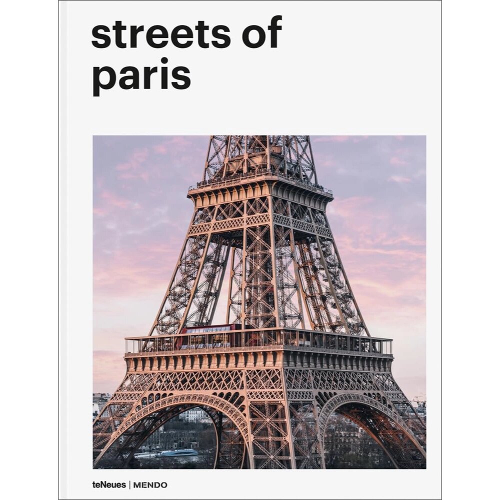 Книга на английском языке "Streets of Paris" от компании «Офистон маркет» - фото 1