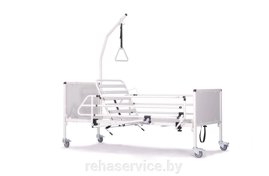 Кровать медицинская функциональная 3-х секционная 1035 Vermeiren от компании Магазин товаров для здоровья - Rehaservice - фото 1