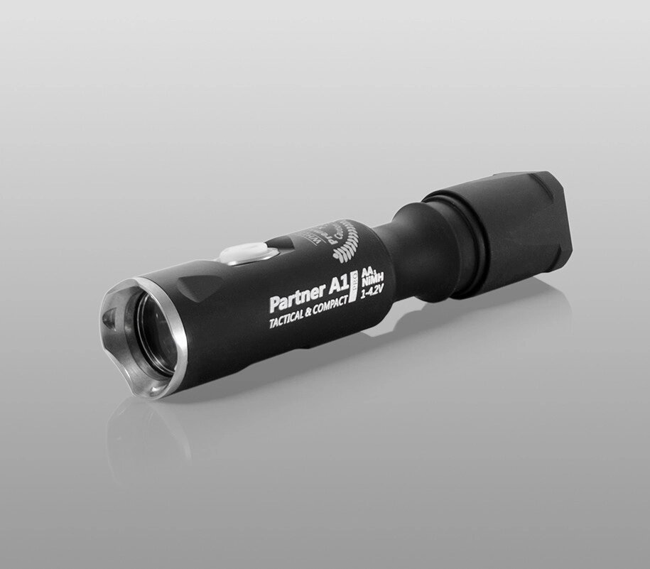 Фонарь Armytek Partner A1 Pro XP-L Warm от компании ЧТУП «АннаДекор» - фото 1