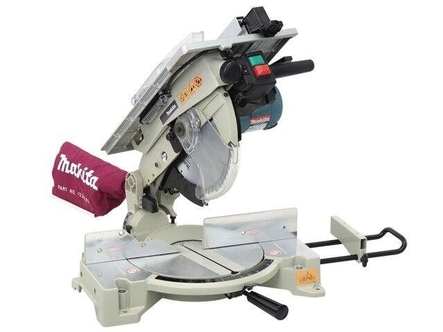 Торцовочная пила комбинированная MAKITA LH 1040 F в кор. (1650 Вт, 260х30.0 мм, глуб. до 93 мм, шир. до 95 мм, от компании ЧТУП «АннаДекор» - фото 1