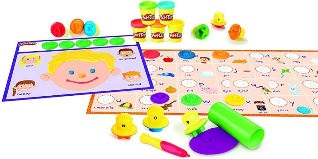 Набор для лепки  Play-Doh "Лепи и изучай буквы и язык", оригинал, арт. C3581 от компании ИгрушкиТут - фото 1