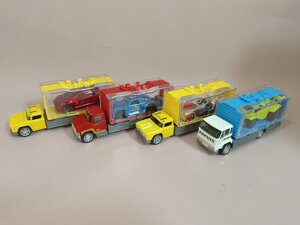 Набор машинок Hot Wheel (хот вилс), 2 машинки в грузовике аналог Hot Wheels, цвет в ассортименте